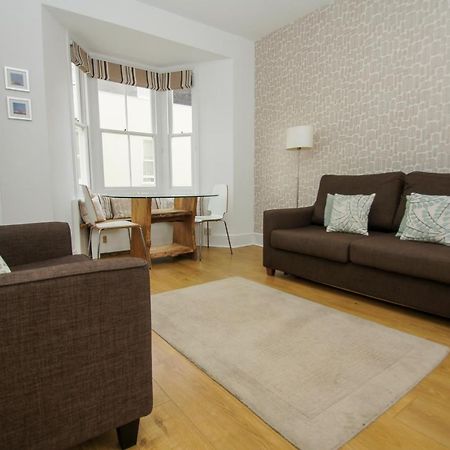 Marine Cottage - Parking - By Brighton Holiday Lets 외부 사진